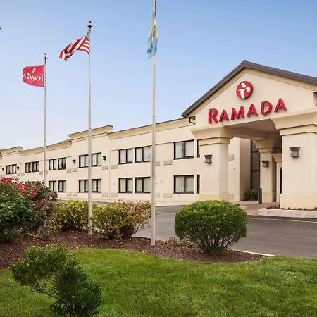 מלון Ramada By Wyndham Newark/Wilmington מראה חיצוני תמונה