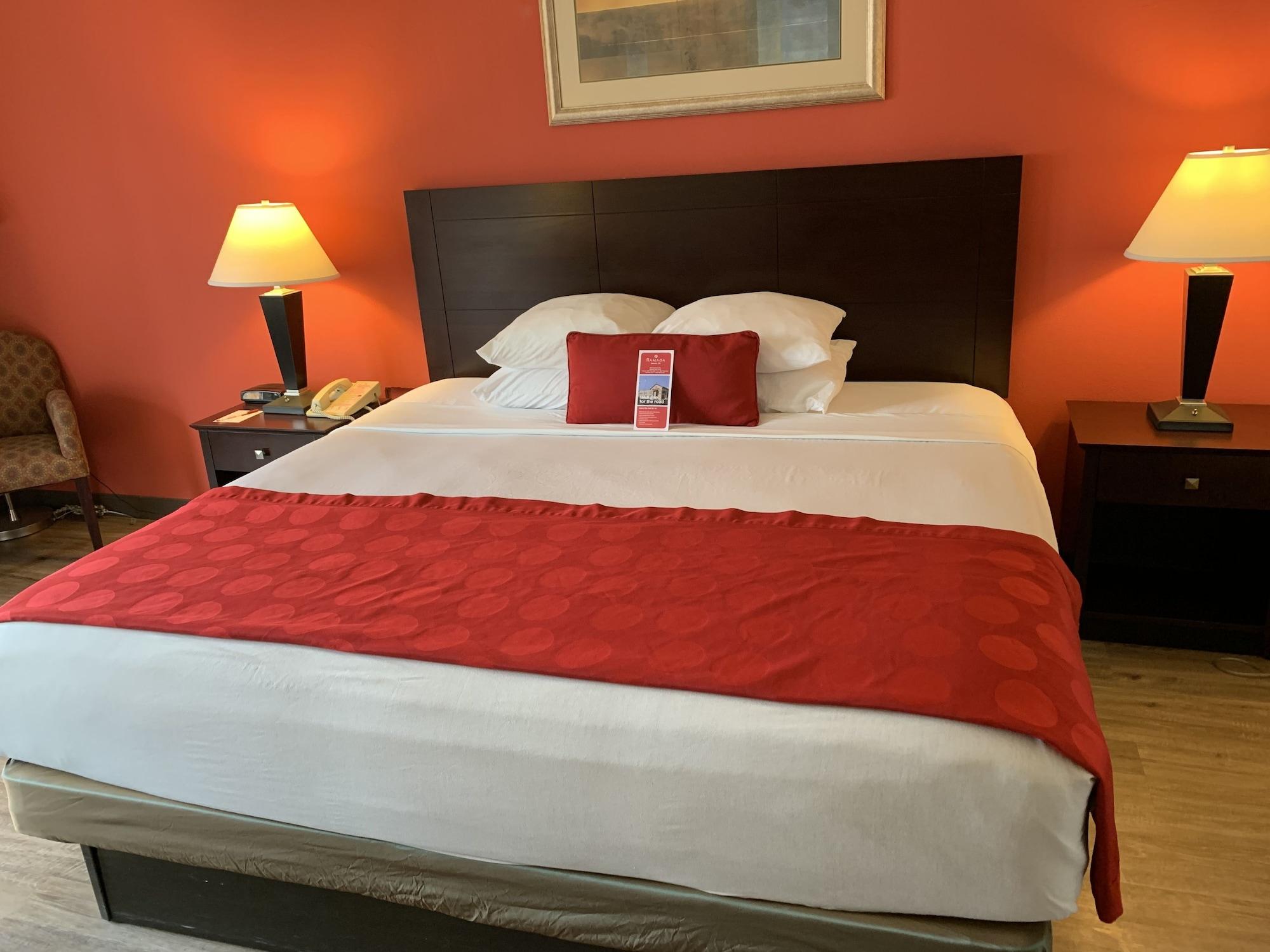 מלון Ramada By Wyndham Newark/Wilmington מראה חיצוני תמונה